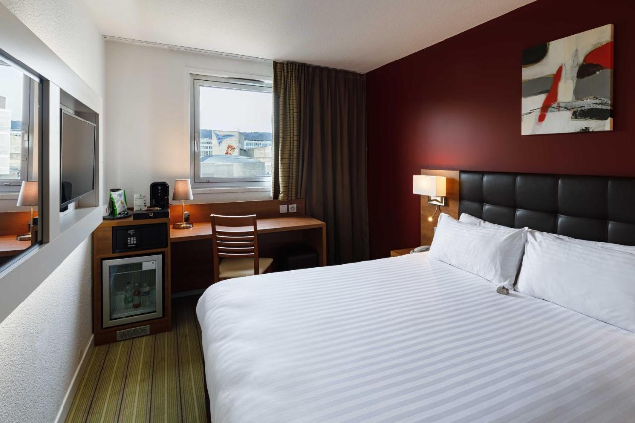 Holiday Inn Clermont Ferrand Centre By Ihg Clermont-Ferrand Exterior foto