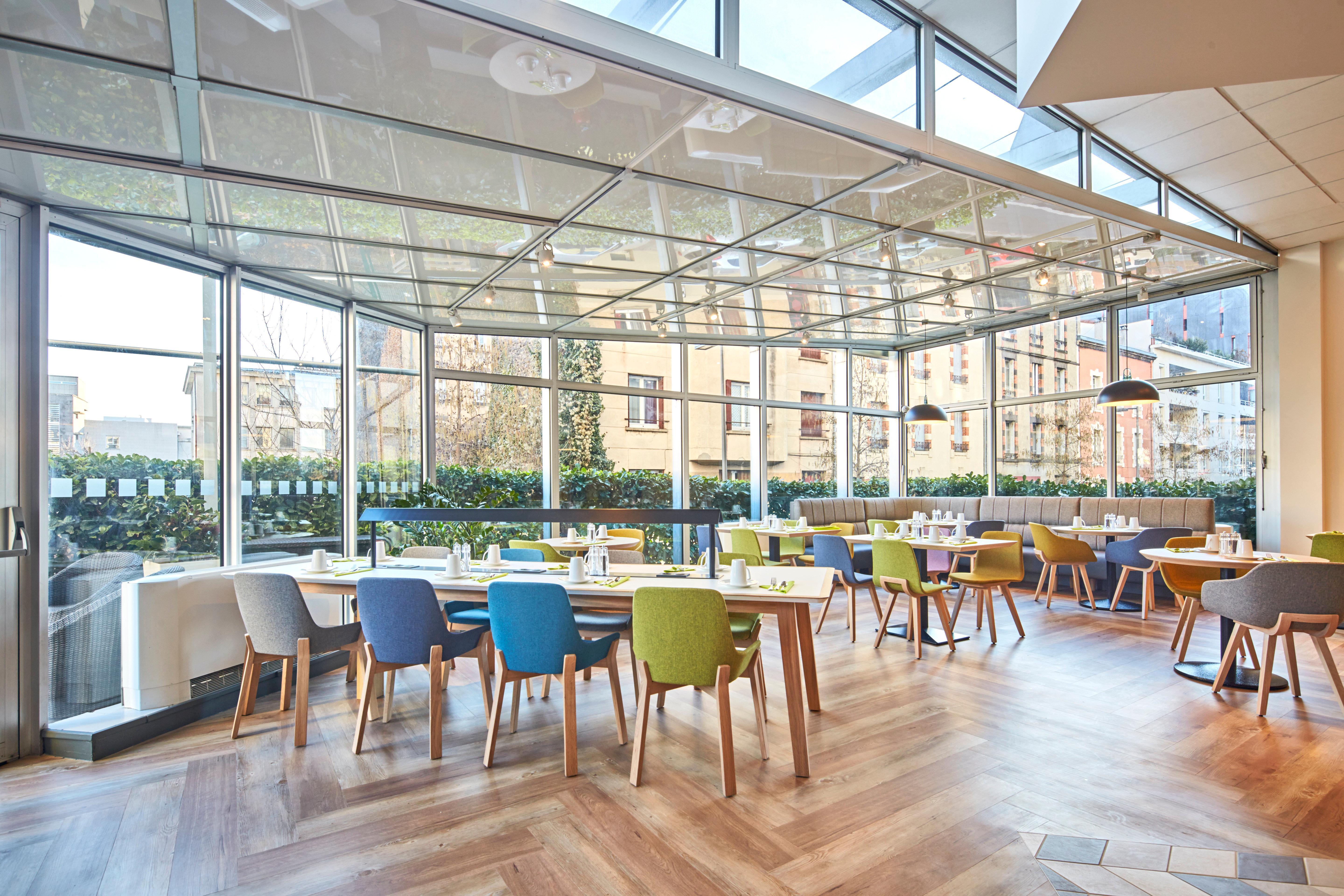 Holiday Inn Clermont Ferrand Centre By Ihg Clermont-Ferrand Exterior foto