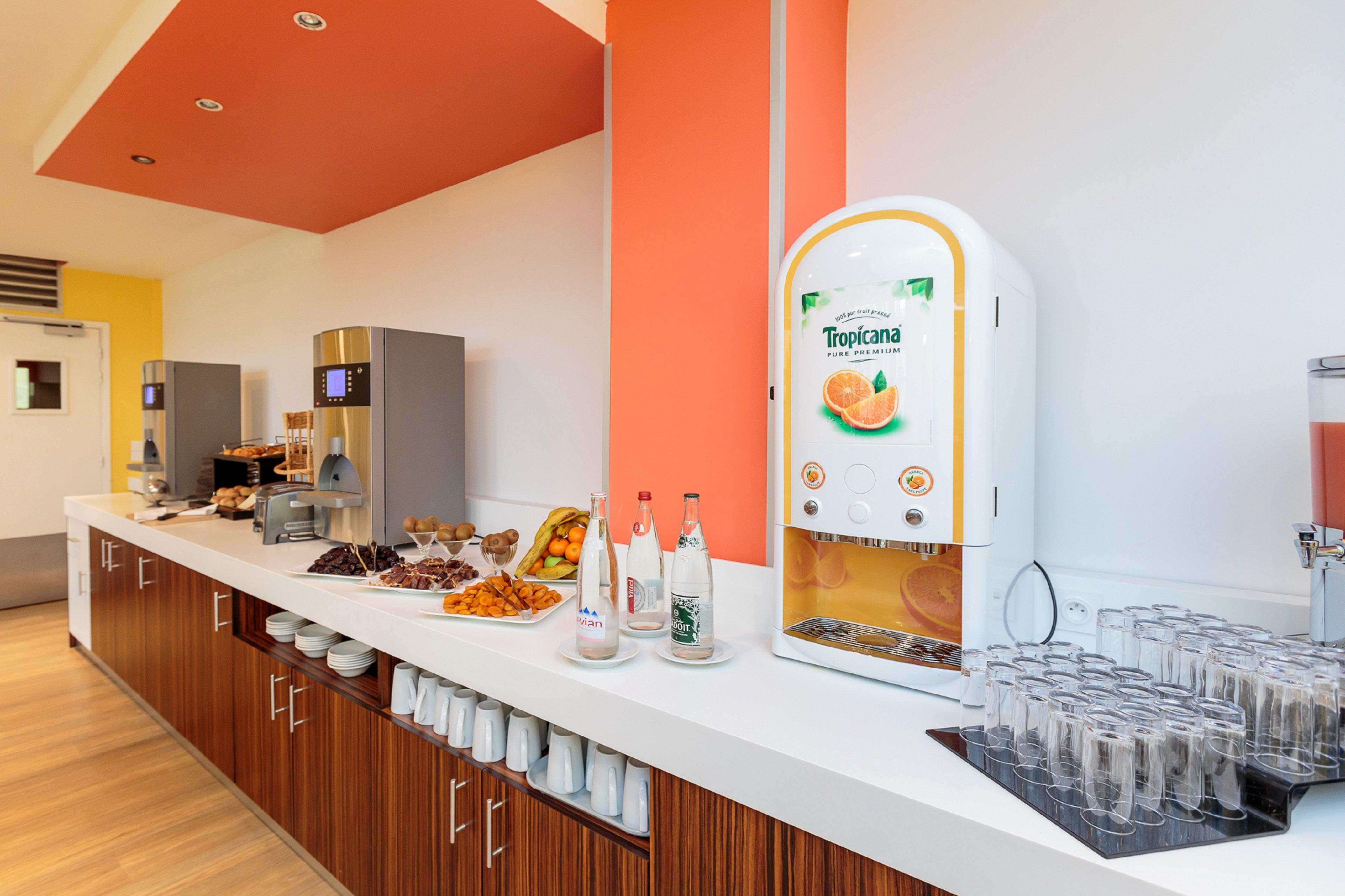 Holiday Inn Clermont Ferrand Centre By Ihg Clermont-Ferrand Exterior foto