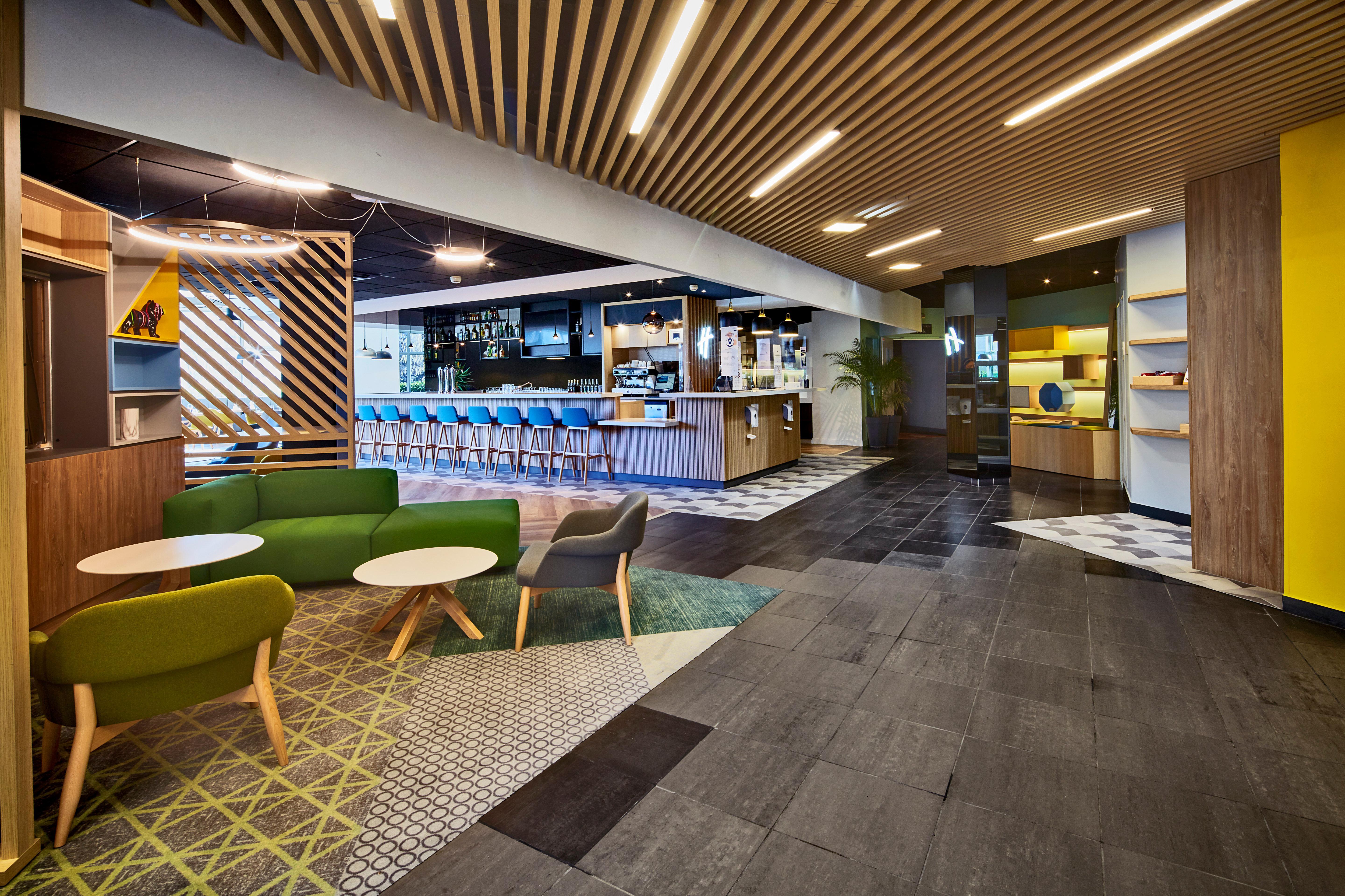 Holiday Inn Clermont Ferrand Centre By Ihg Clermont-Ferrand Exterior foto