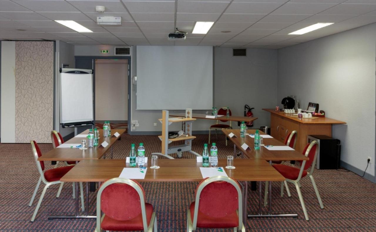 Holiday Inn Clermont Ferrand Centre By Ihg Clermont-Ferrand Exterior foto