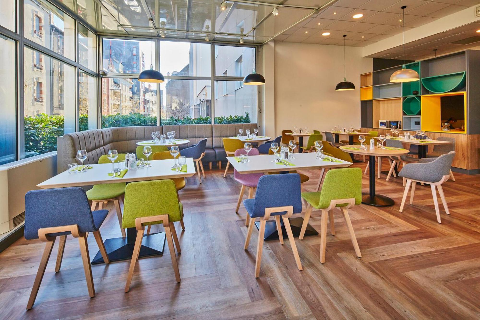 Holiday Inn Clermont Ferrand Centre By Ihg Clermont-Ferrand Exterior foto